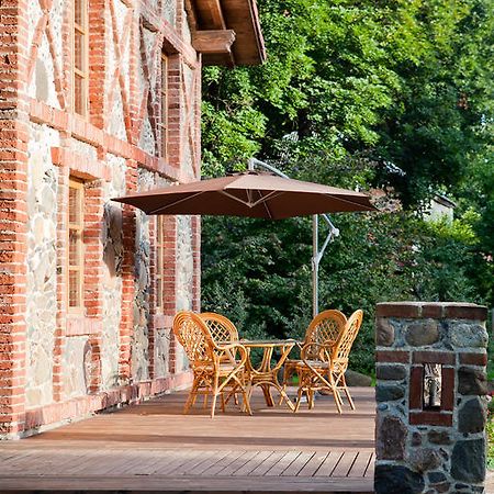 Linnumaja Guesthouse Uulu Exteriör bild